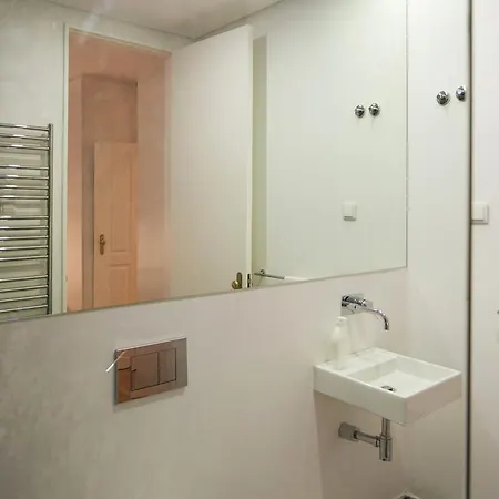 Apartman Traveling To - 292 Castelo